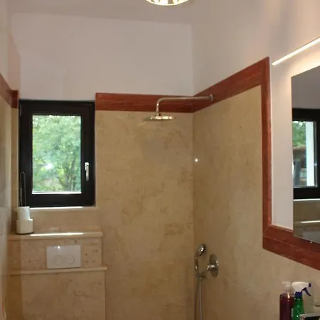 A Welcoming Brand New Close To * Bukarest
